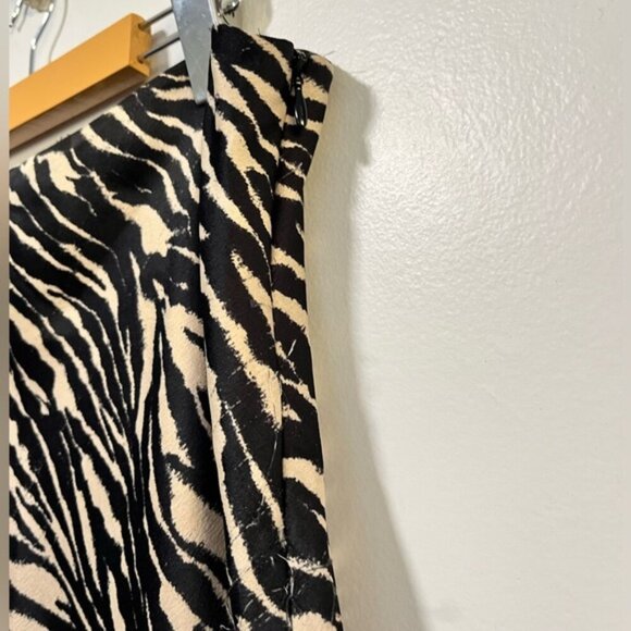 H&M Divided Zebra Print Midi Skirt - Women’s Size 12 - Picture 7 of 10